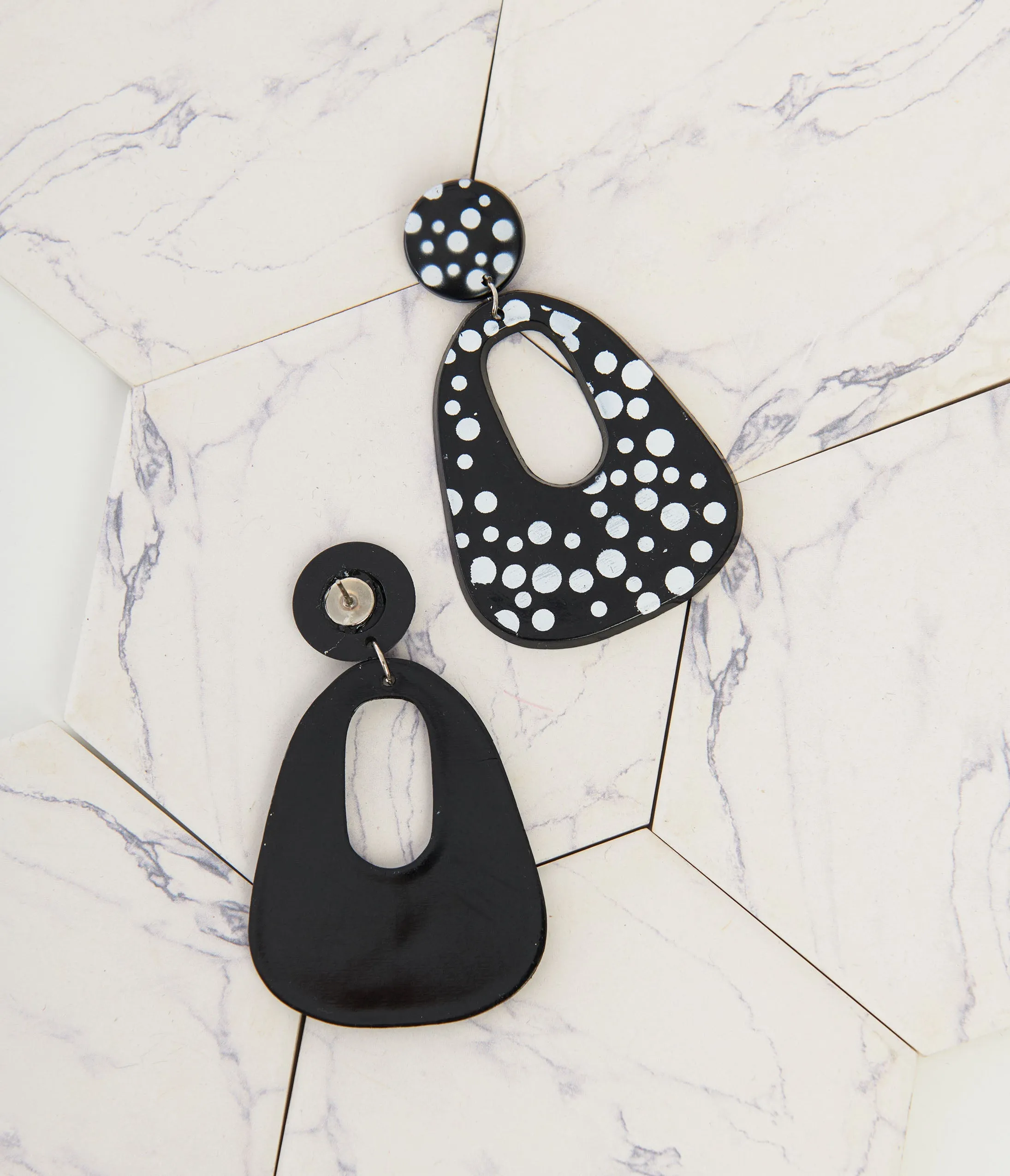 1980s Black & White Polka Dot Drop Earrings