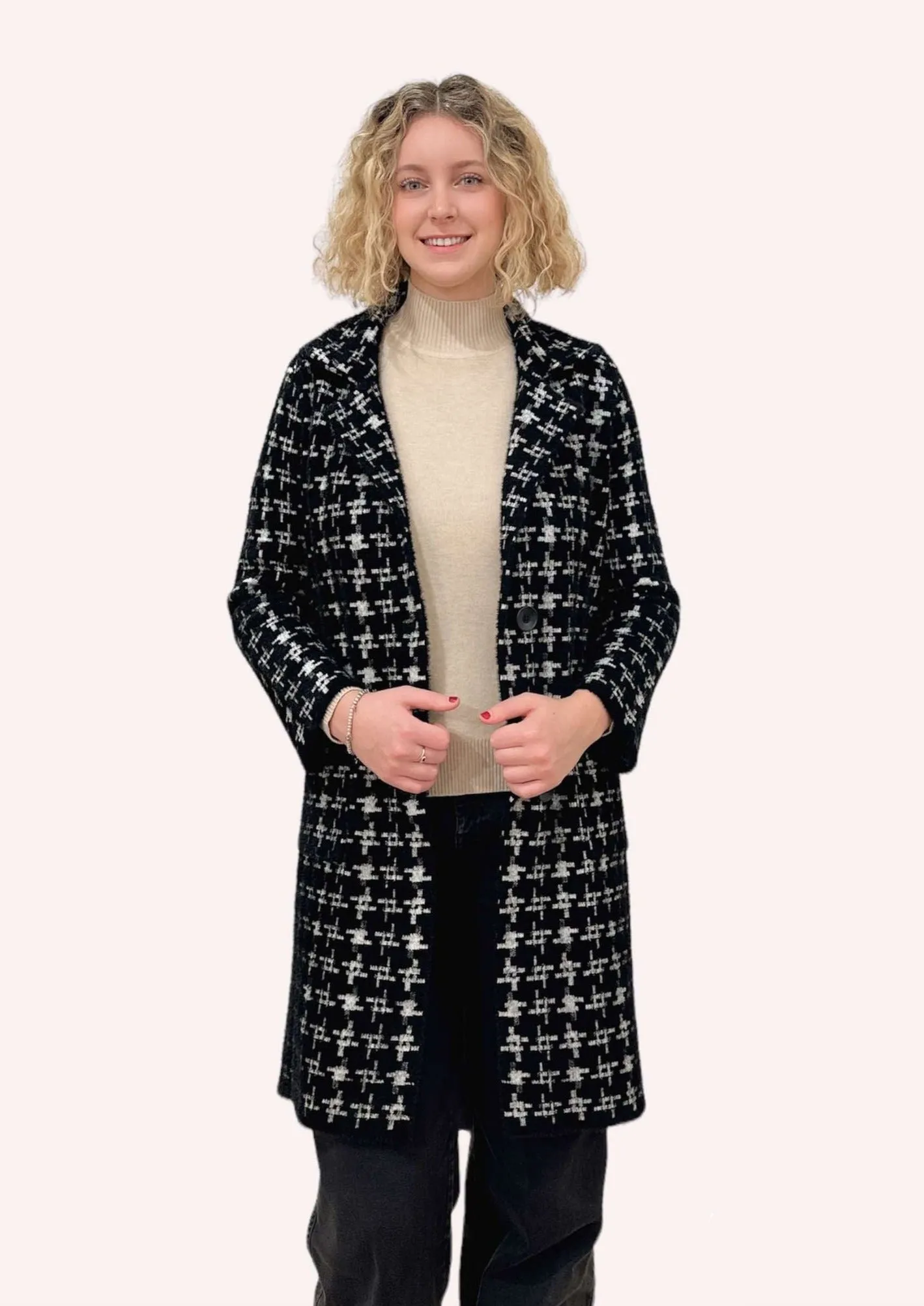 2024 Coats - Black & White Cross-hatch