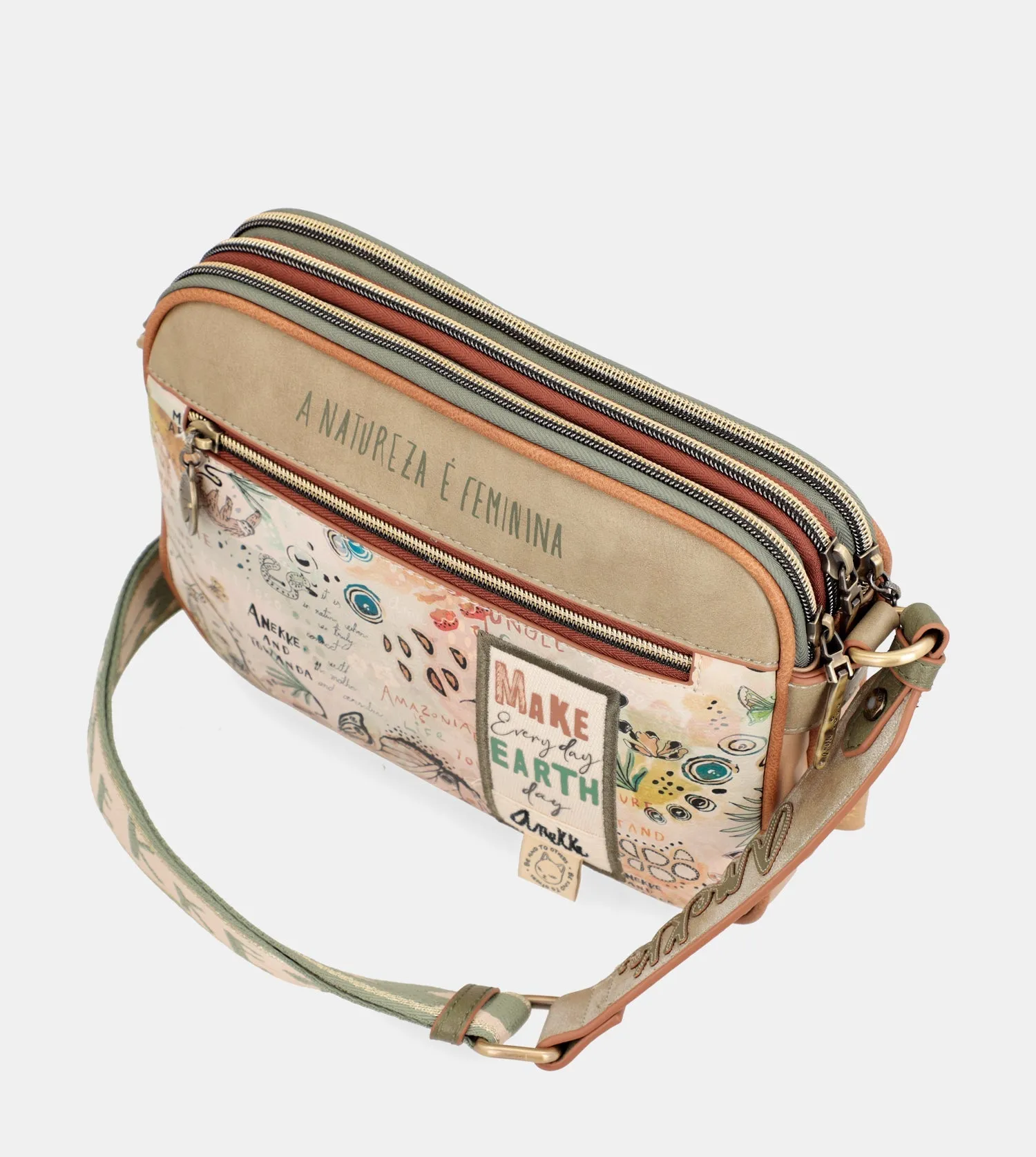 Amazonia rectangular crossbody bag with 3 compartments