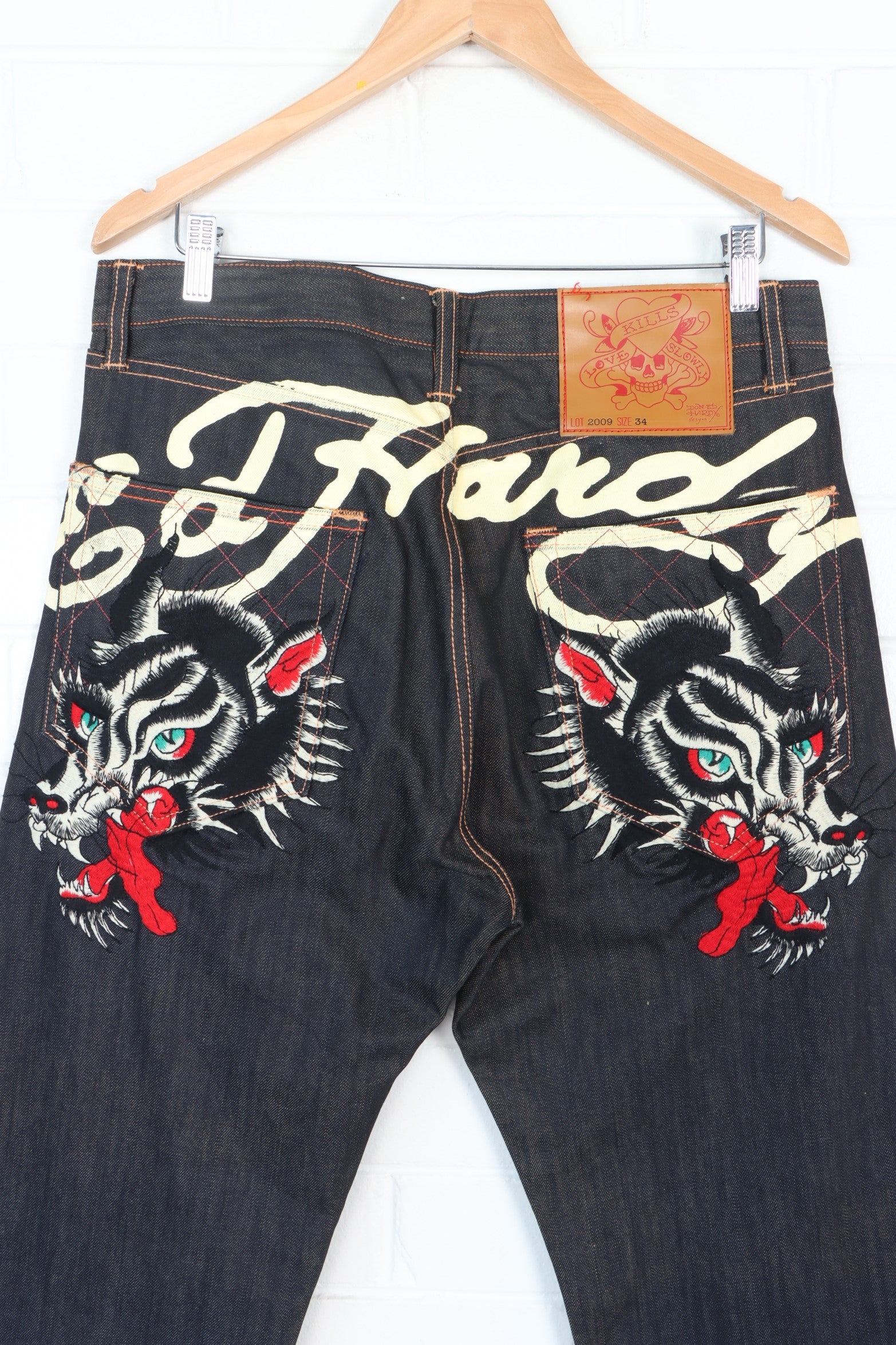 ED HARDY Christian Audigier Double Wolf Embroidered Y2K Jeans (34)