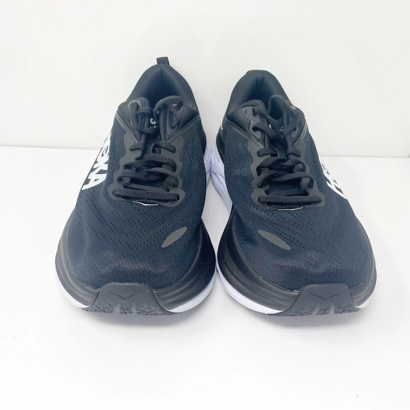 Hoka One One Mens Bondi 8 1127955 BWHT Black Running Shoes Sneakers Size 9.5 4E