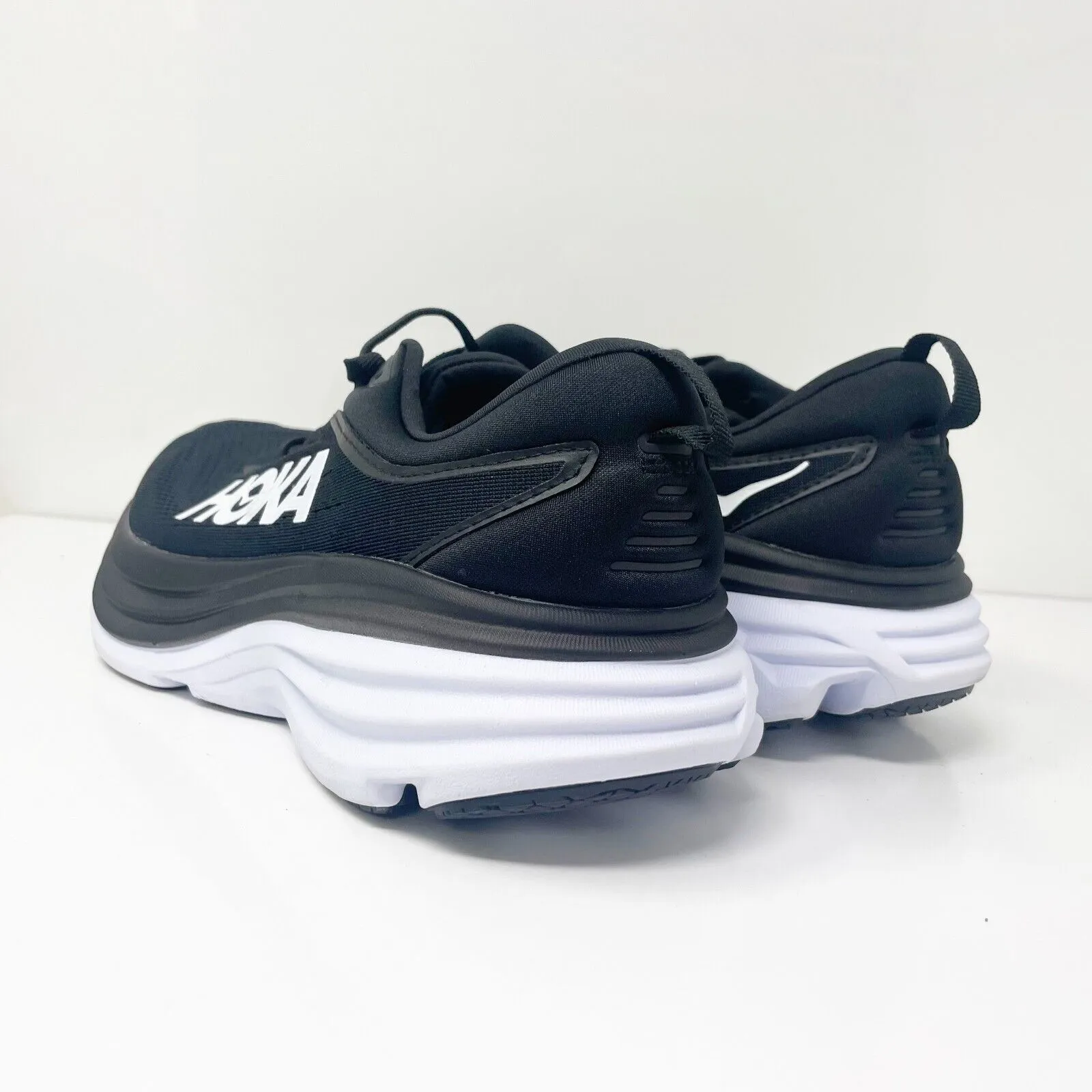 Hoka One One Mens Bondi 8 1127955 BWHT Black Running Shoes Sneakers Size 9.5 4E