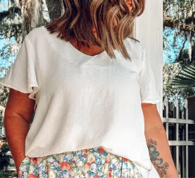 Let Me Curvy Top | White