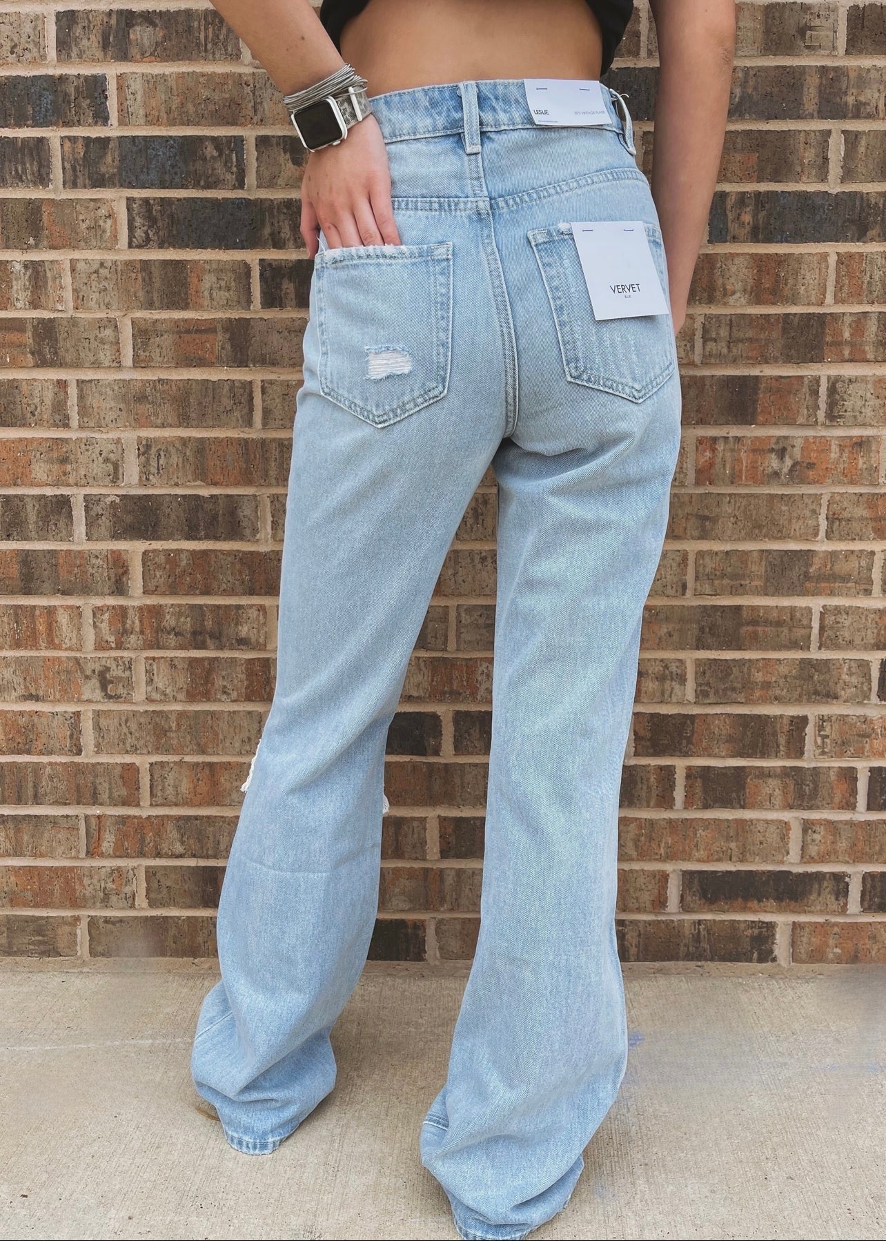 Vervet 90s Vintage Flare Distressed Jeans